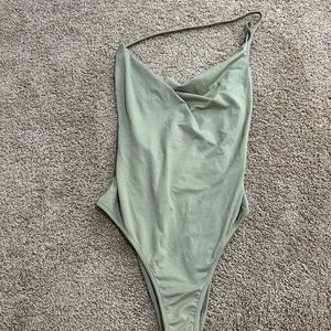 Green bodysuit never worn! Size Medium